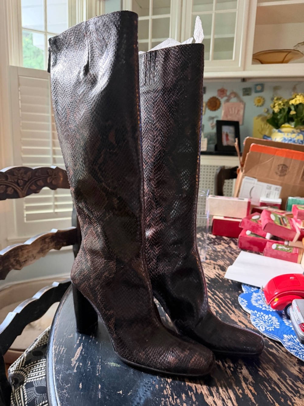 New size 8 via spaga brown nevari boot